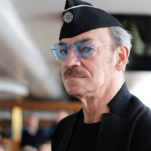 Через два дня - на сцену: Что известно о госпитализации Михаила Боярского в Петербурге